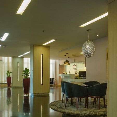 Lindóya Hotel Catalão Kültér fotó