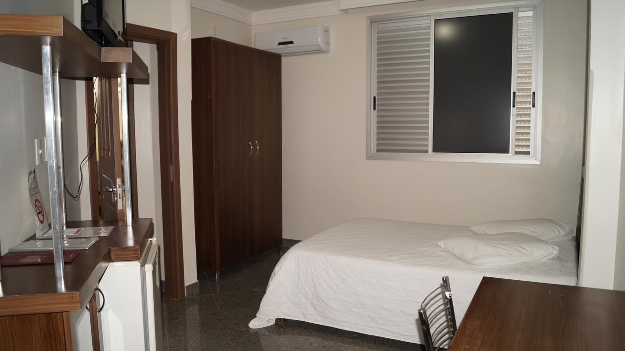 Lindóya Hotel Catalão Kültér fotó