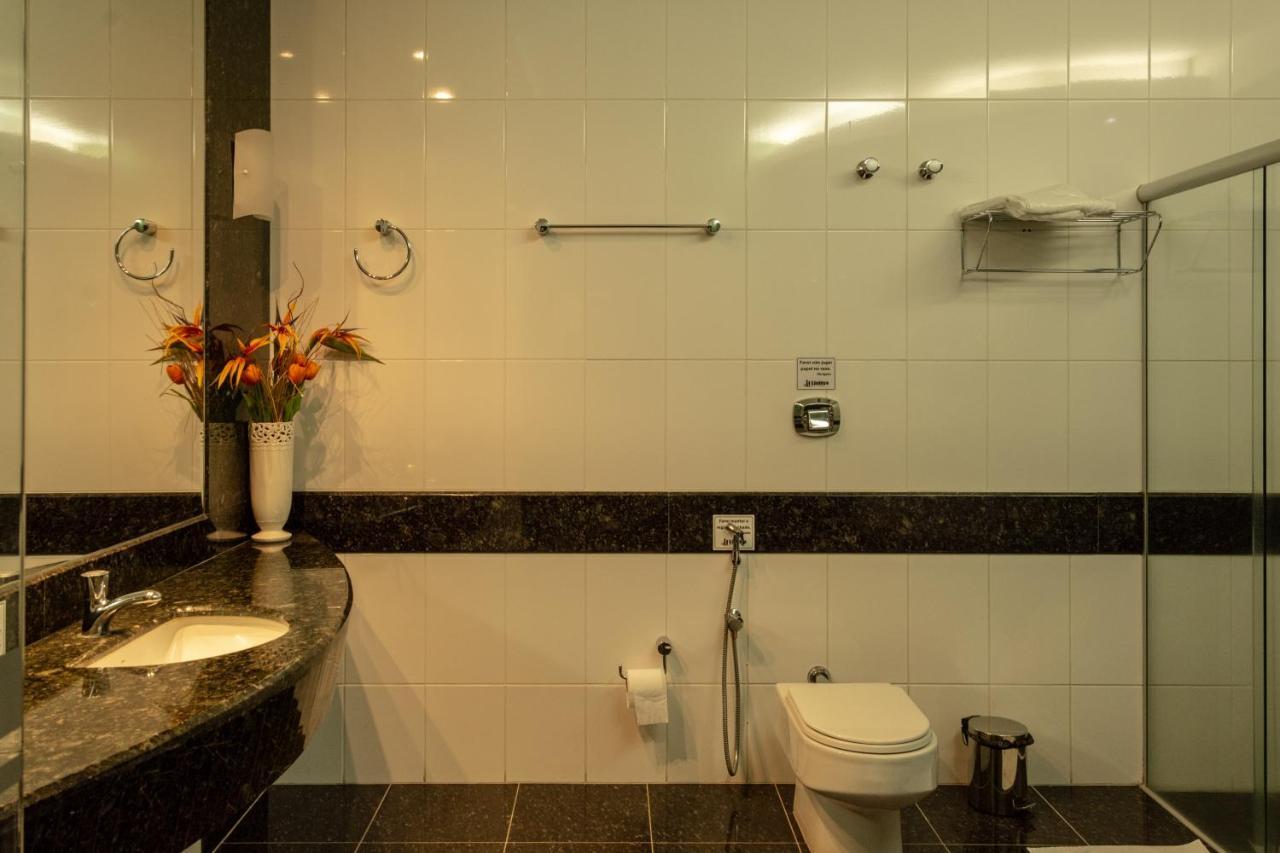 Lindóya Hotel Catalão Kültér fotó