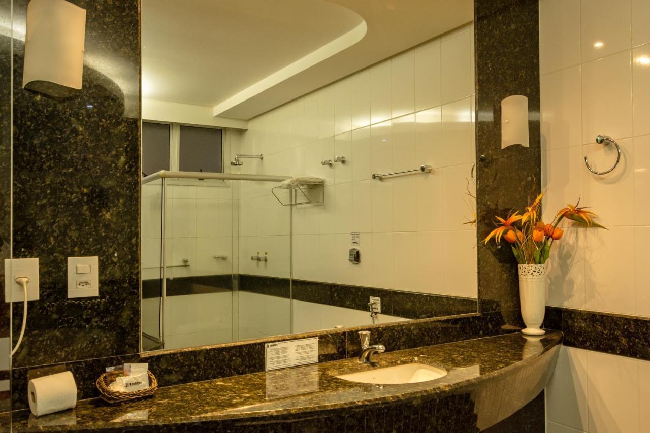 Lindóya Hotel Catalão Kültér fotó