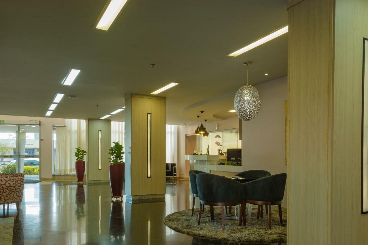 Lindóya Hotel Catalão Kültér fotó