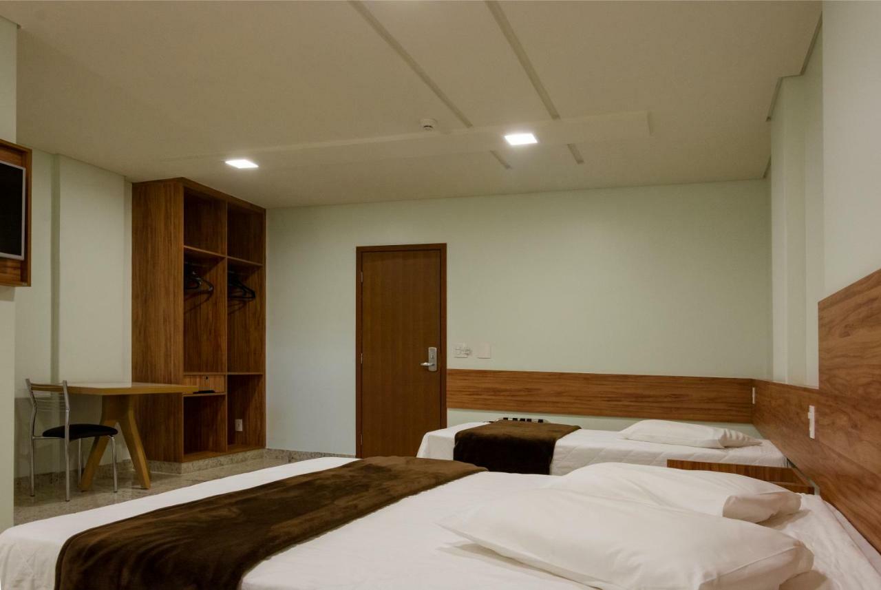 Lindóya Hotel Catalão Kültér fotó