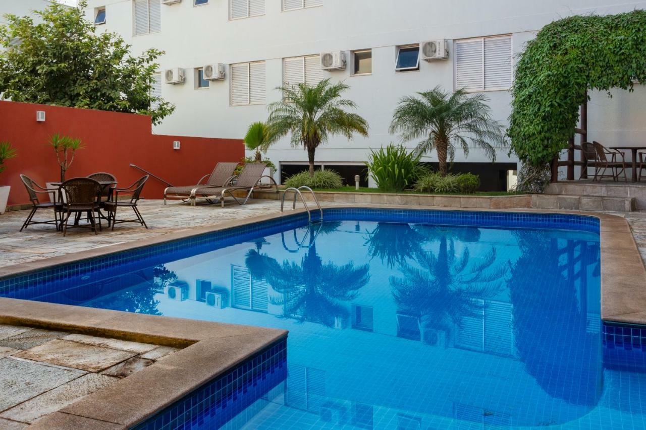 Lindóya Hotel Catalão Kültér fotó